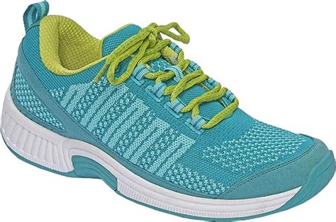 comfortable shoes for knee problems.